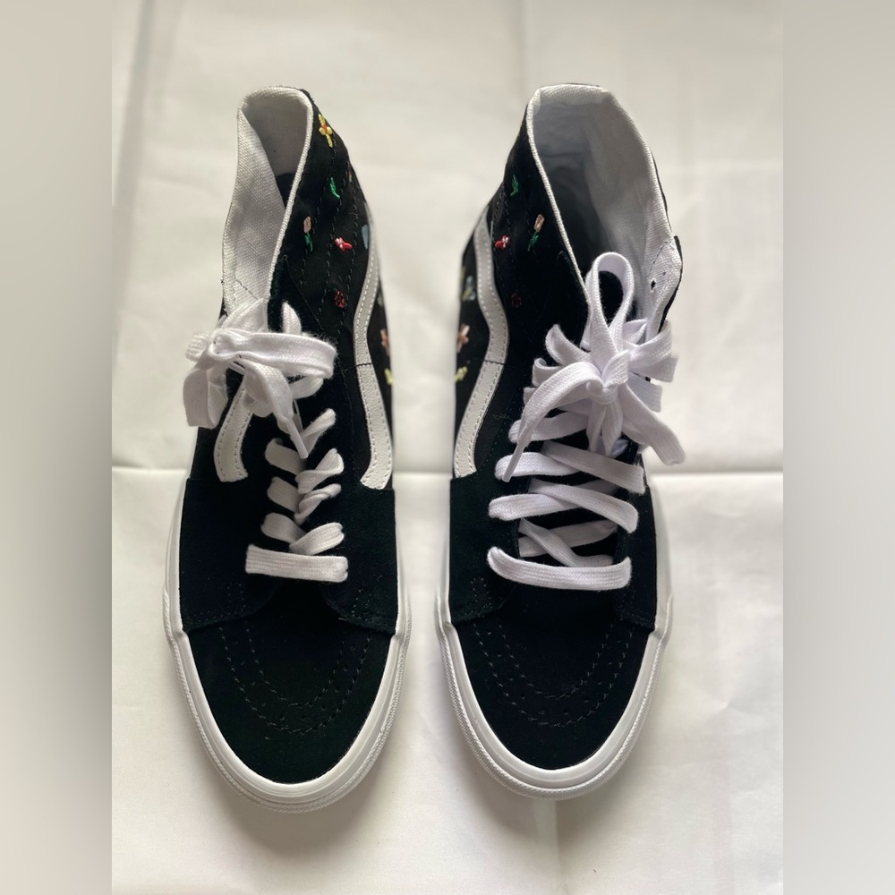 Vans of the Wall Unisex Sneakers